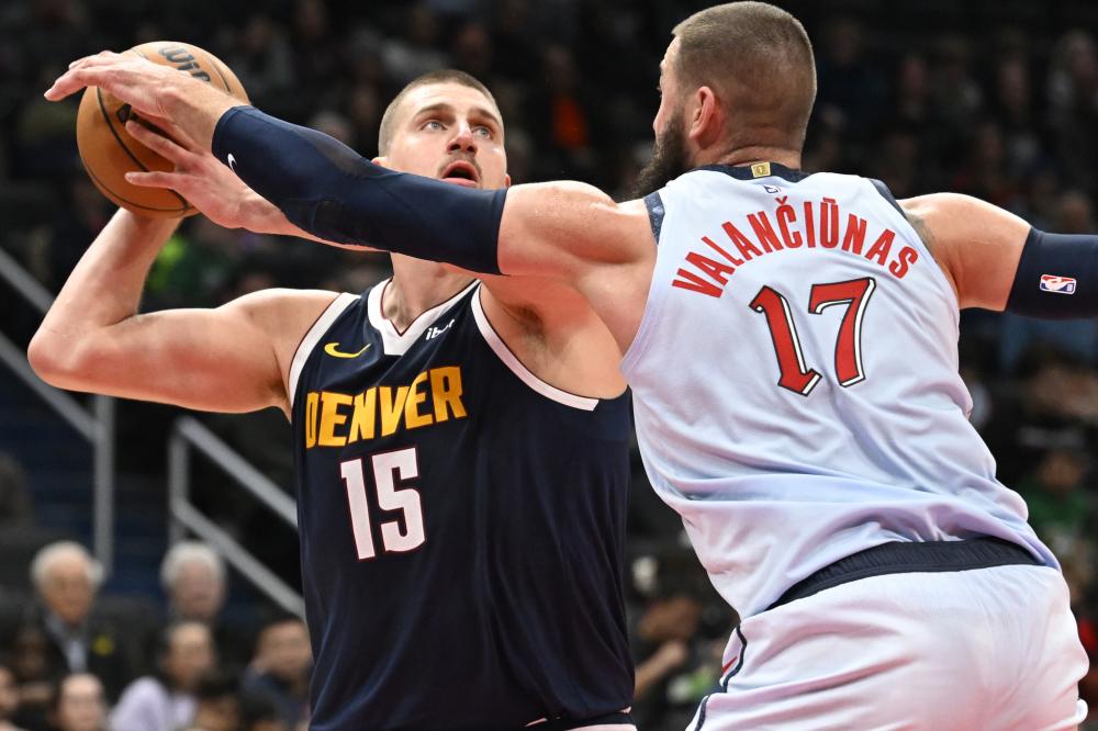 面临强劲对 面临强劲对