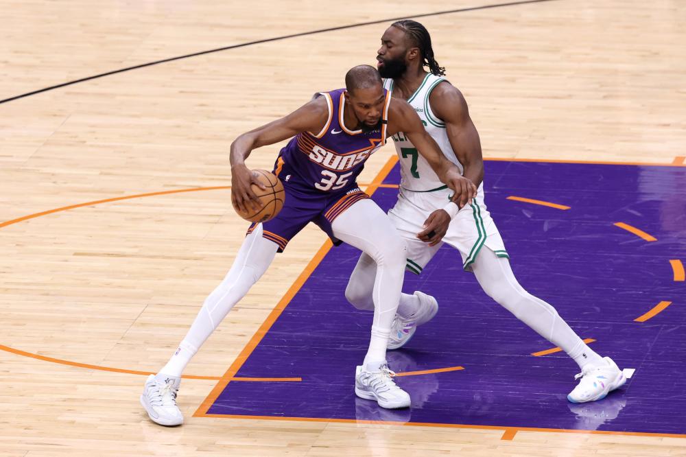 但他极具侵 但他极具侵