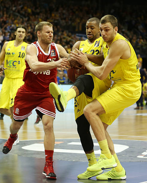 斯在紧张时 斯在紧张时