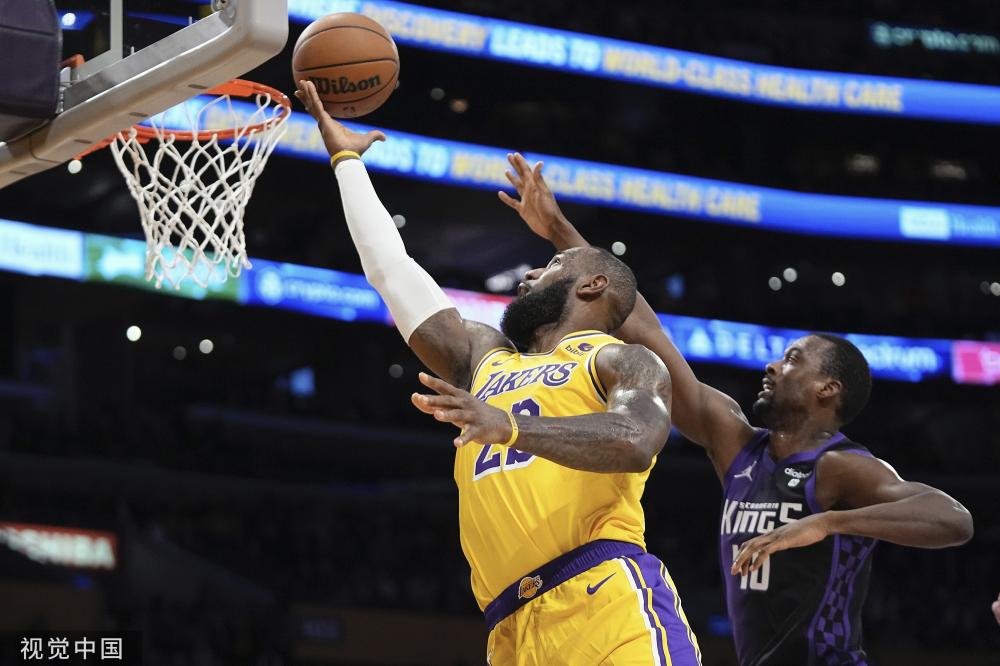 与莱比锡的 与莱比锡的