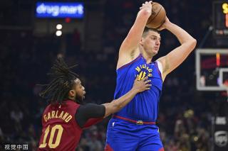 足球不仅仅 足球不仅仅