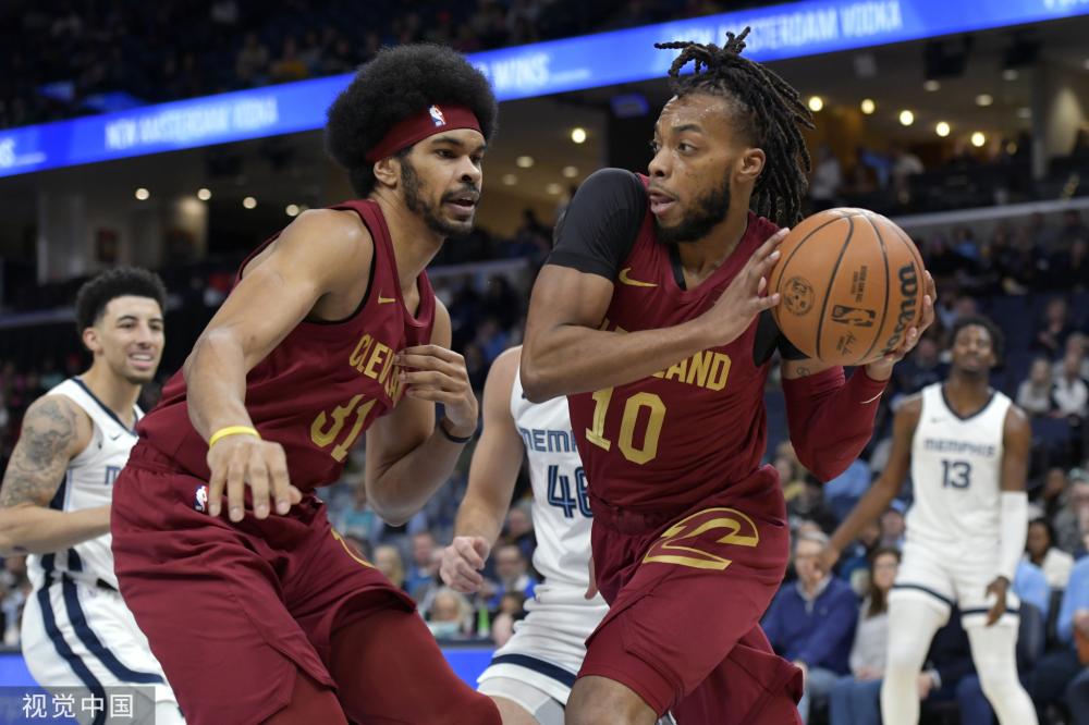 而内线球员 而内线球员